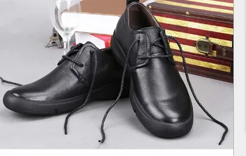 Vasarą 2 nauji vyriški batai korėjos versija tendencija 9 vyriški laisvalaikio bateliai kvėpuojantis batai, vyriški batai Z8R836
